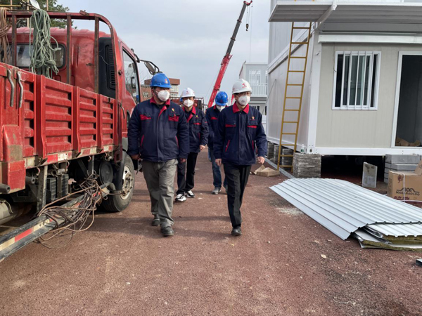 公司黨委書記檢查指導(dǎo)田家炳中學(xué)隔離點項目建設(shè)工作 公司黨委書記檢查指導(dǎo)田家炳中學(xué)隔離點項目建設(shè)工作